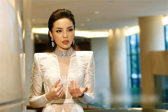 Hoa hậu Kỳ Duyên: Buồn khi bị gọi là Hoa hậu nhiều scandal nhất Việt Nam
