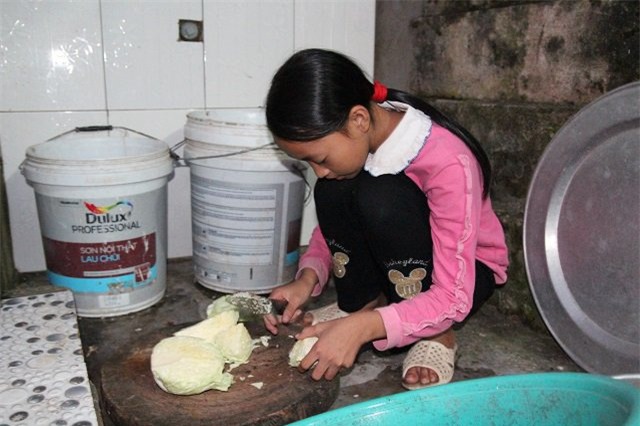 canh sinh hoat trong gia dinh nguoi me 29 tuoi, sinh 8 con o ha noi - 14