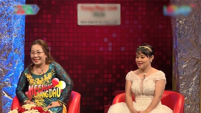 me chong ra mat thay con dau chinh don con trai vi di choi qua nhieu - 1