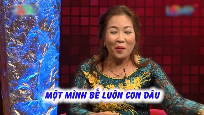 me chong ra mat thay con dau chinh don con trai vi di choi qua nhieu - 5