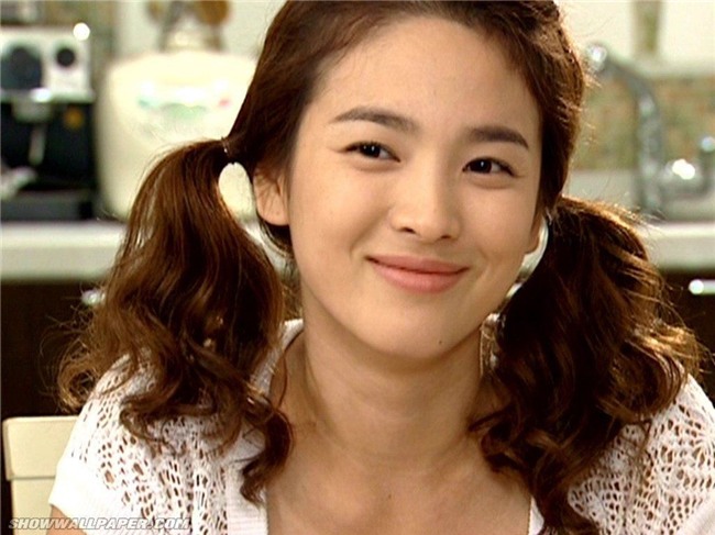 19 năm nhìn lại nhan sắc của Song Hye Kyo: Thì ra đây là lý do tường thành mãi không thể bị đạp đổ - Ảnh 13.
