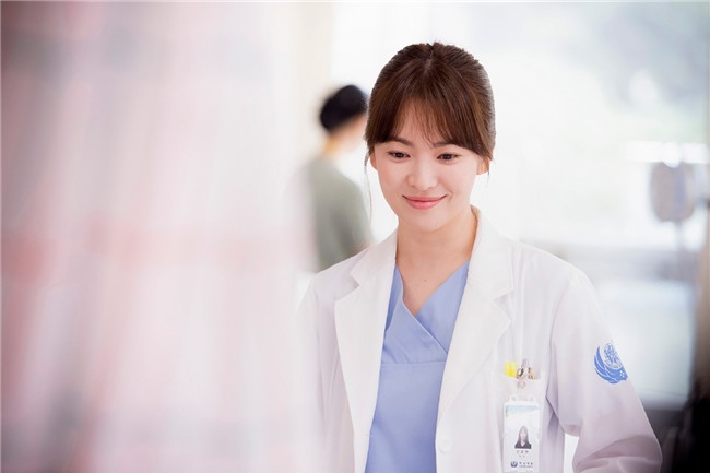 19 năm nhìn lại nhan sắc của Song Hye Kyo: Thì ra đây là lý do tường thành mãi không thể bị đạp đổ - Ảnh 41.