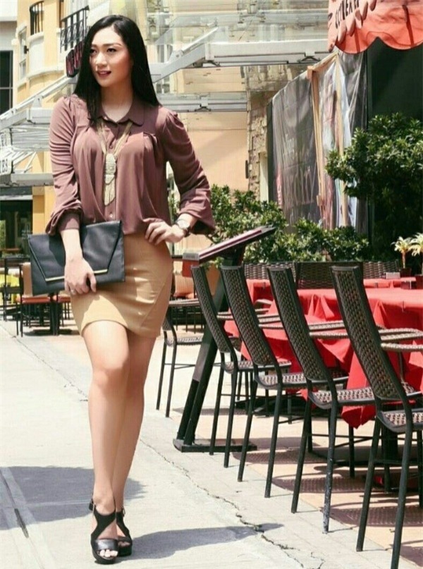 Chẳng những già và kém sắc, gu thời trang của Hoa hậu Trái đất 2017 cũng khiến người ta giật mình-8