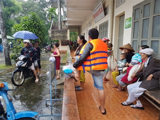 Hoảng loạn tháo chạy lên núi vì tin đồn vỡ đập thủy điện Sông Tranh - Ảnh 2.