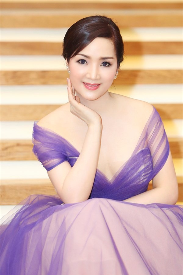 thanh lam, ha kieu anh...u50 van ho bao nhat nhi showbiz viet hinh anh 5