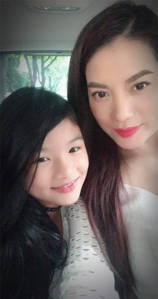 Mới 9 tuổi con gái Trương Ngọc Ánh đã gây bất ngờ bởi khả năng nói tiếng Anh cực chuẩn - Ảnh 2.
