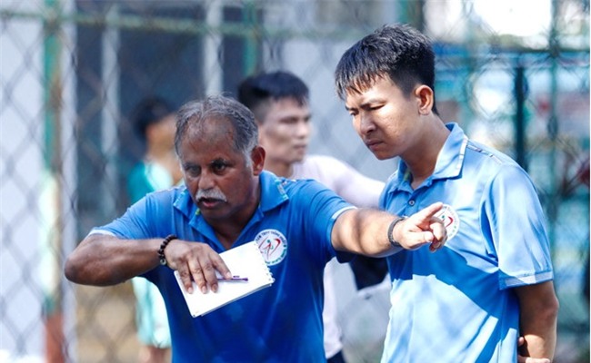 sa thai hlv fiard, cong vinh bo nhiem hlv huu thang thay the? hinh anh 1