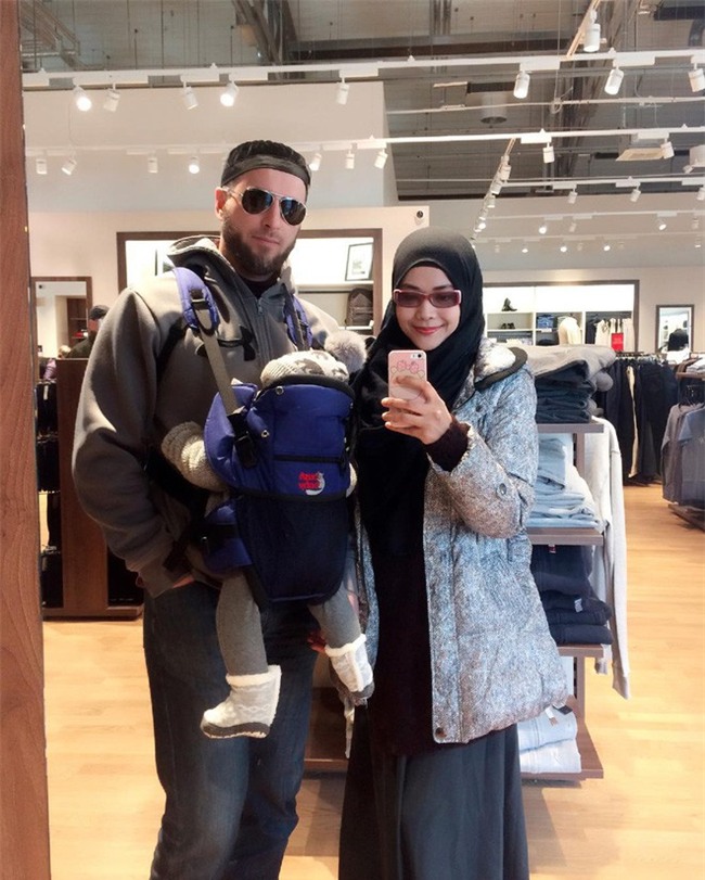 Lại thêm 1 em bé lai có đôi mắt đẹp hút hồn khiến fan hâm mộ “phát sốt” - Ảnh 18.