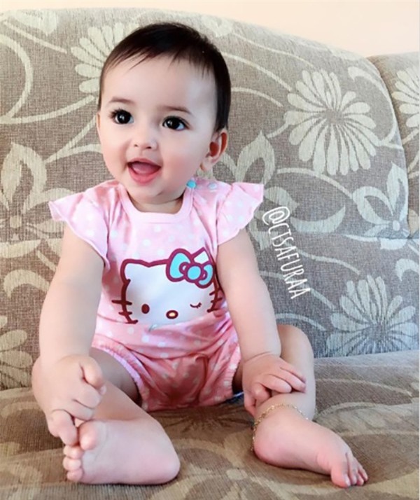 Lại thêm 1 em bé lai có đôi mắt đẹp hút hồn khiến fan hâm mộ “phát sốt” - Ảnh 24.