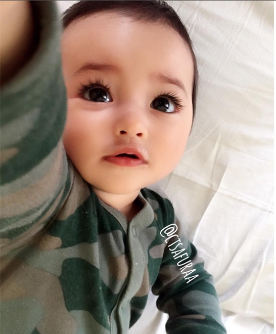 Lại thêm 1 em bé lai có đôi mắt đẹp hút hồn khiến fan hâm mộ “phát sốt” - Ảnh 8.