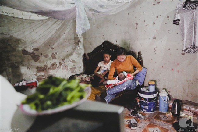 Cảnh nhà bề bộn mà rộn tiếng cười của mẹ siêu mắn đẻ, 29 tuổi có 8 đứa con ở Hà Nội - Ảnh 9.