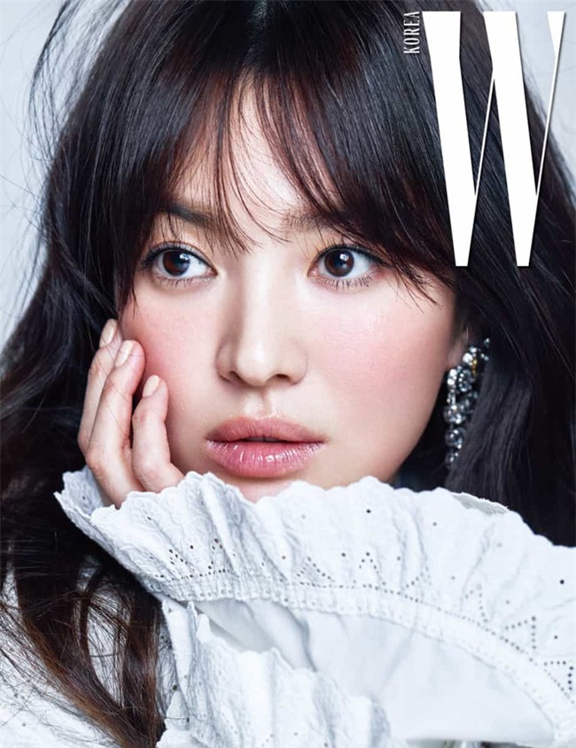 Nhìn vai diễn cách đây 14 năm của Song Hye Kyo và Han Ji Min, không ai nghĩ họ chỉ hơn nhau 1 tuổi - Ảnh 1.