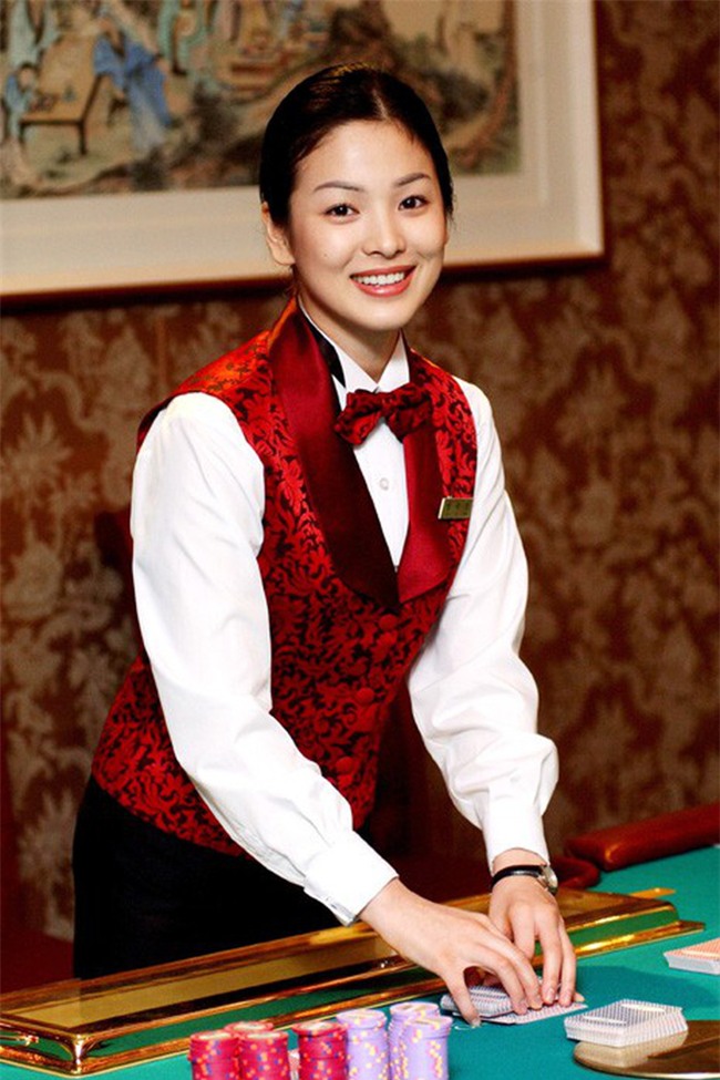 Nhìn vai diễn cách đây 14 năm của Song Hye Kyo và Han Ji Min, không ai nghĩ họ chỉ hơn nhau 1 tuổi - Ảnh 2.