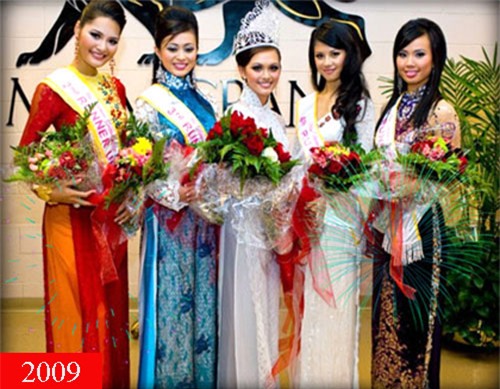 chuyện làng sao,sao Việt,Hương Giang,Hoa hậu Hương Giang