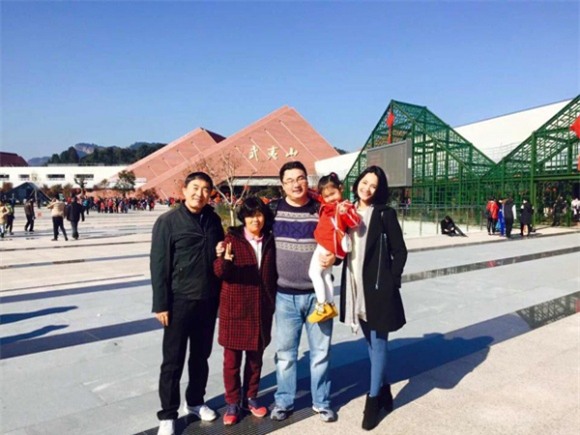 chuyện làng sao,sao Việt,Hương Giang,Hoa hậu Hương Giang