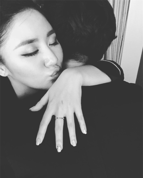 Văn Mai Hương đã chia tay bạn trai sau hơn một năm yêu nhau lặng lẽ - Ảnh 4.