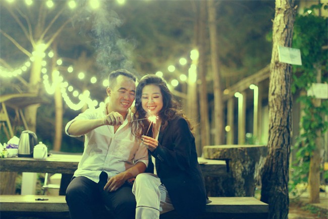 Cả Hà Nội mới có một gia đình “yêu tận tim”: Ông bà, thông gia cưới cùng cô dâu, chú rể vui như thế này!