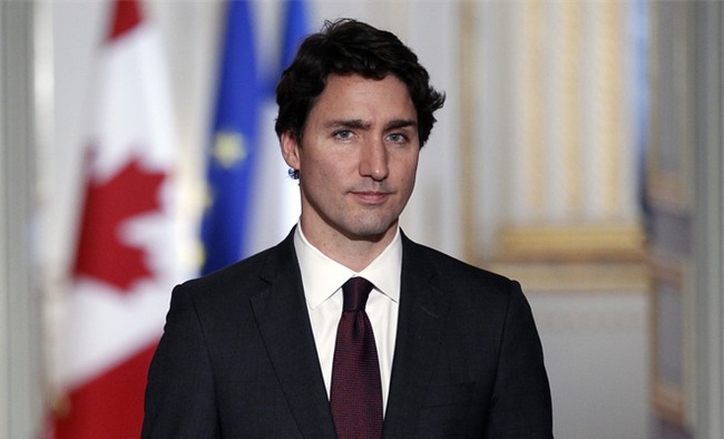 Lời tỏ tình lịm tim và 12 năm hôn nhân trên cả mật ngọt của Thủ tướng Canada đẹp trai như tài tử - Ảnh 1.