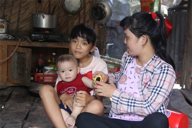 Chồng chết vì tai nạn, người mẹ trẻ nuốt nước mắt nuôi con nhỏ, đau đớn nhìn bố mẹ già bệnh tật không tiền chữa - Ảnh 15.