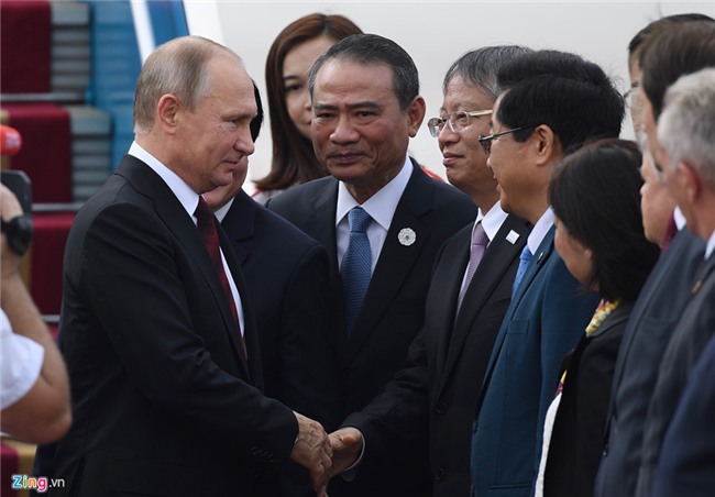 Chuyen co cho Tong thong Putin den Da Nang du APEC hinh anh 1
