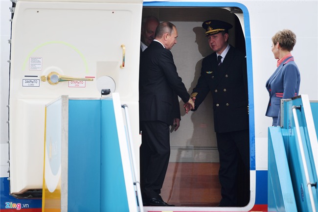 Chuyen co cho Tong thong Putin den Da Nang du APEC hinh anh 7