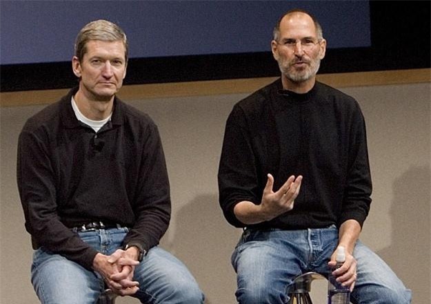 Apple duoi thoi Tim Cook khac xa Steve Jobs