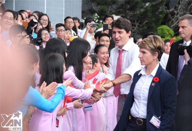 Đây là sao Việt duy nhất được chụp ảnh với Thủ tướng soái ca của Canada - Tin sao Viet - Tin tuc sao Viet - Scandal sao Viet - Tin tuc cua Sao - Tin cua Sao