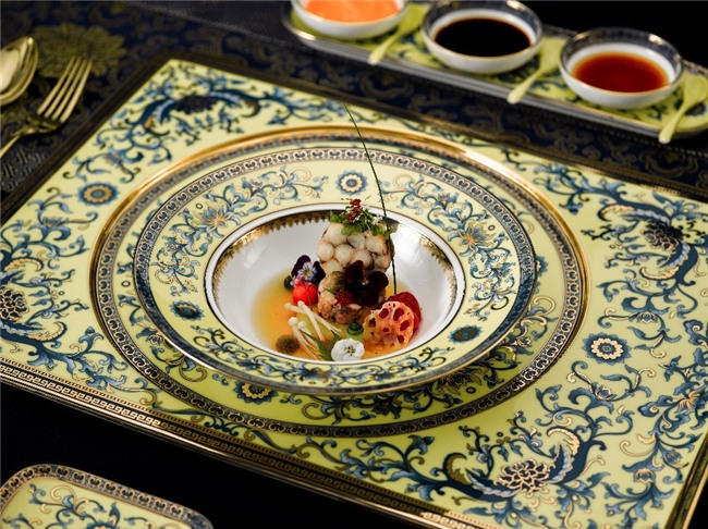 Can canh bo ban an dat vang phuc vu APEC hinh anh 3