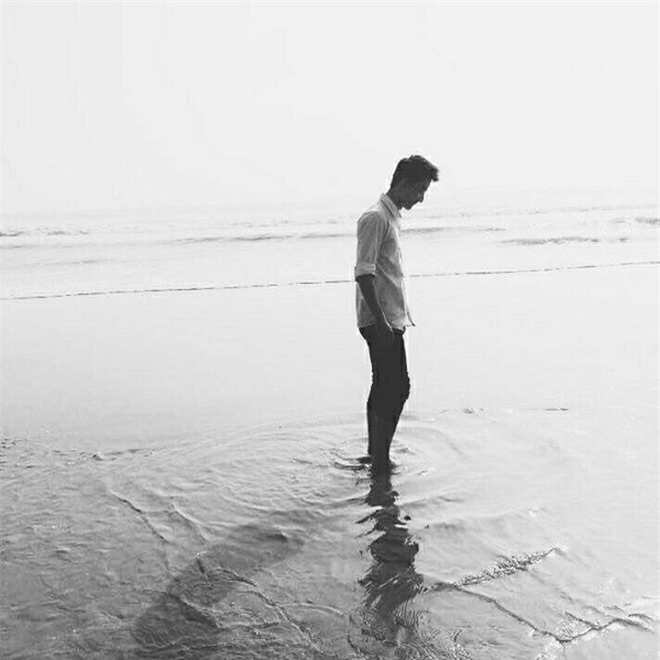 Tan chảy trước chàng công an điển trai có vẻ ngoài cực lạnh lùng-5