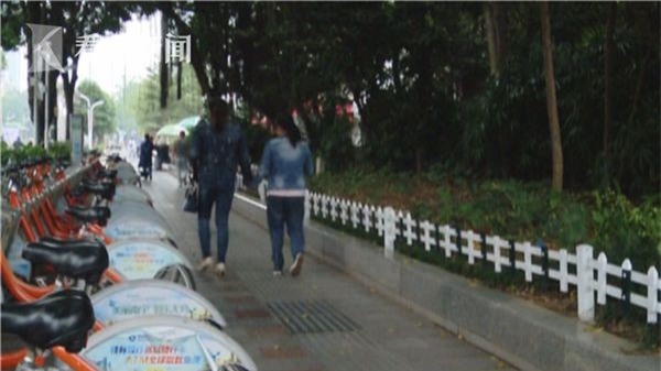 Nghi án bé gái 16 tuổi thiểu năng bị ông bác 50 tuổi lạm dụng tình dục, mỗi lần đều cho tiền mua quà vặt - Ảnh 2.