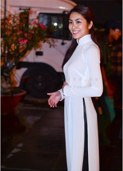 diem lai nhung lan dien ao dai khien nguoi ham mo me man cua tang thanh ha - 6