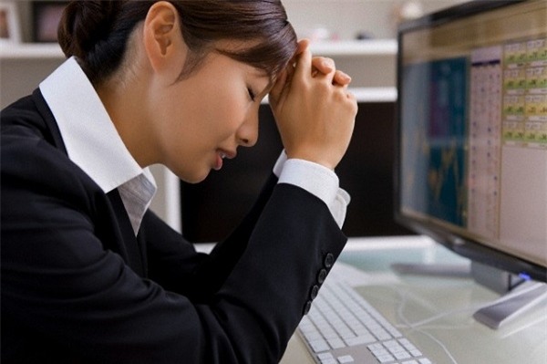 Phát điên vì mức độ trơ trẽn mà vợ cũ của chồng đang sử dụng với tôi - Ảnh 1.