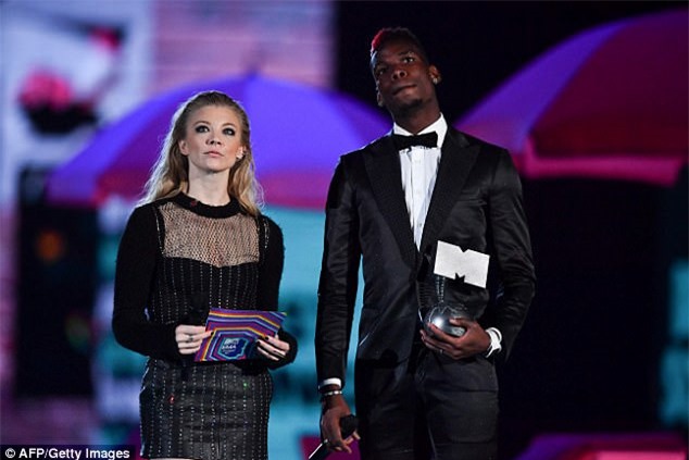 Ba anh em Pogba quay tung bung tai le trao giai am nhac hinh anh 3