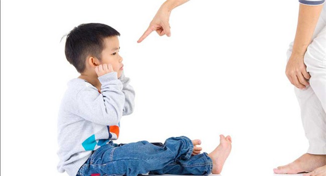 Điều quan trọng bố mẹ cần lưu ý để phạt con tích cực nhưng hiệu quả - Ảnh 1.
