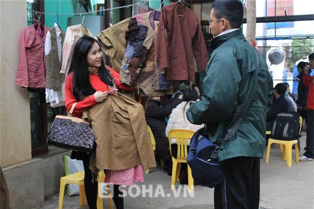 Mặc áo yếm không nội y trong phim Thương nhớ ở ai là tôn trọng lịch sử - Ảnh 2.