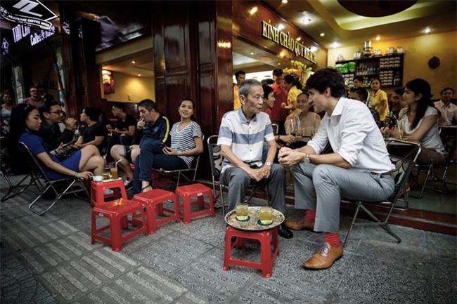 Người uống cafe cùng Thủ tướng Canada ở TP HCM: Ông ấy uống cafe rất ít, trà đá nhiều hơn - Ảnh 2.