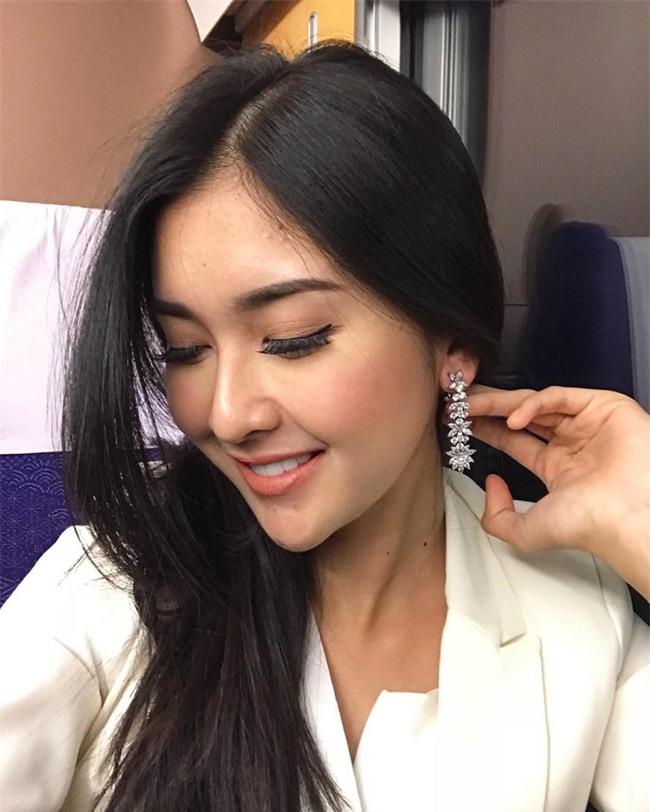 Nhan sắc xinh đẹp của đại diện Indonesia, c&#244; g&#225;i đ&#225;nh bại hơn 70 đối thủ vừa đăng quang Miss International 2017 - Ảnh 9.