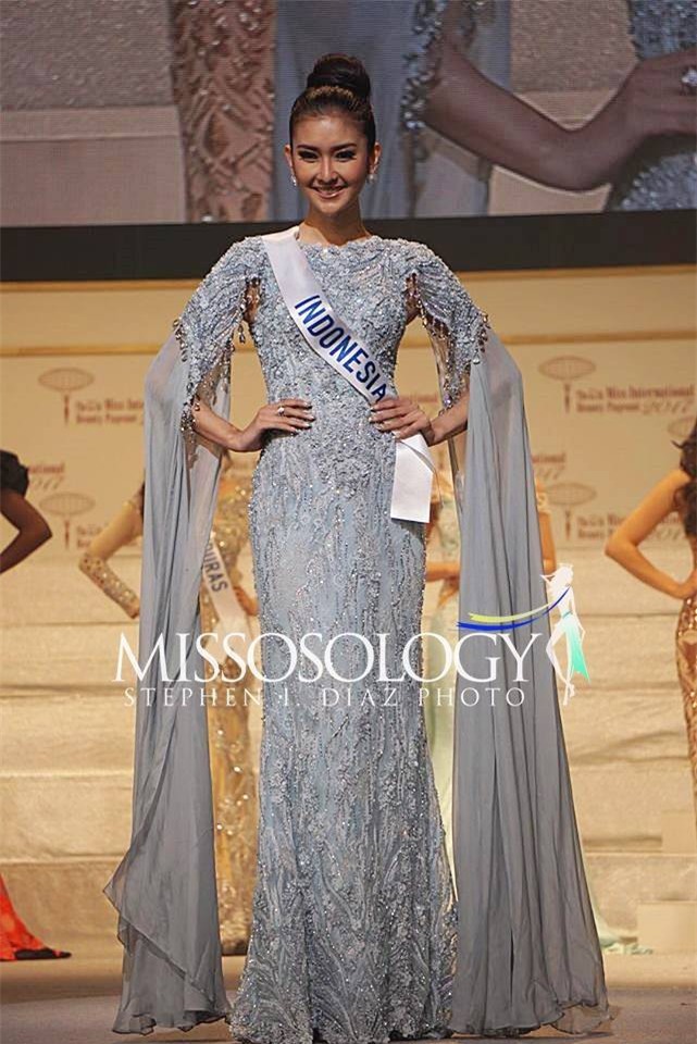 Nhan sắc xinh đẹp của đại diện Indonesia, cô gái đánh bại hơn 70 đối thủ đăng quang Miss International 2017 - Ảnh 3.