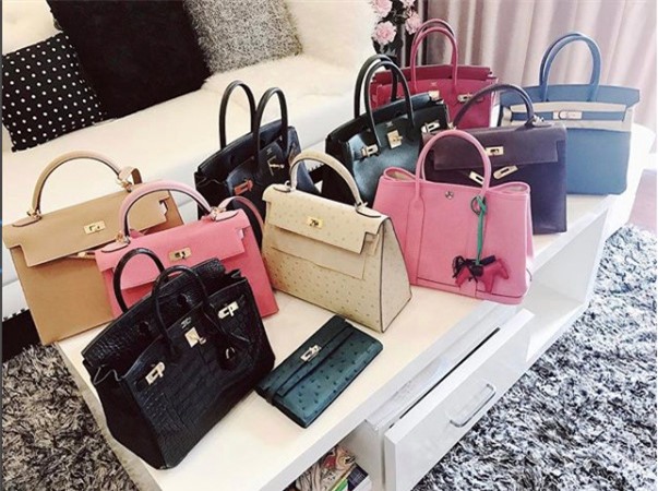 Kham pha bo suu tap tui xach hang ty dong cua A hau Huyen My hinh anh 1