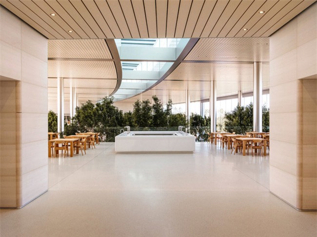 Nghe Jony Ive kể về "thâm cung bí sử" của Apple - 1