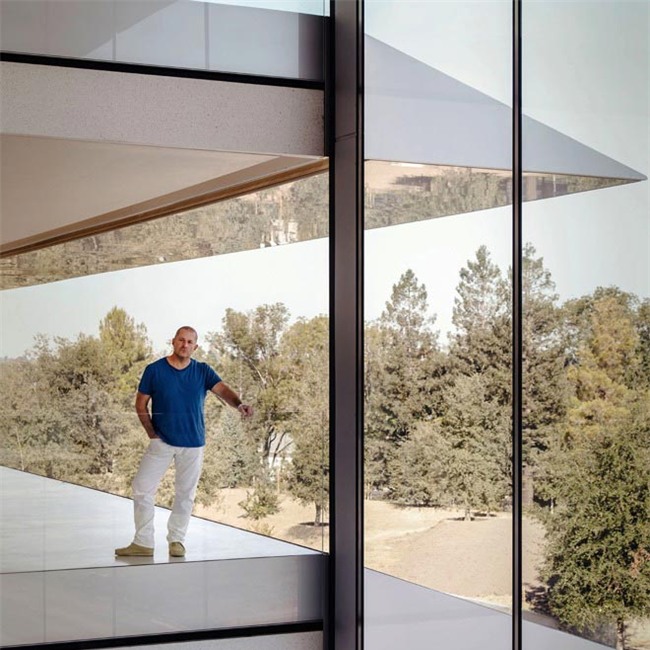 Nghe Jony Ive kể về "thâm cung bí sử" của Apple - 3