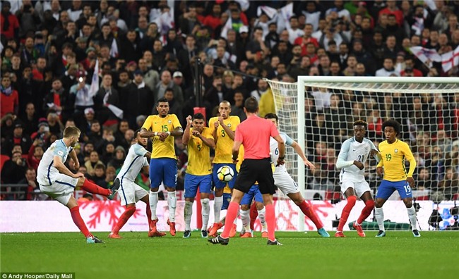 Neymar bất lực, Brazil hòa không bàn thắng với Anh trên sân Wembley - Ảnh 10.