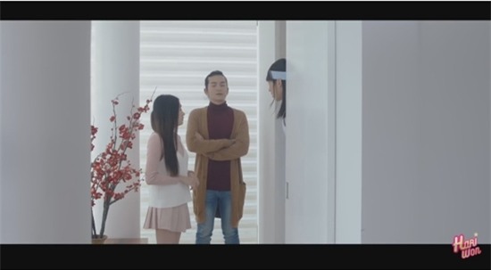 Hari Won nổi điên khi bị người lạ xông vào phòng tắm trong tập 2 của Thiên ý-3