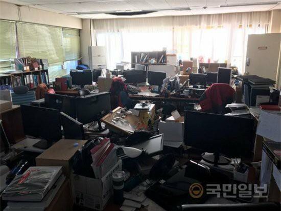 Hàn Quốc: Động đất 5,5 độ richter mạnh thứ 2 trong lịch sử, người dân hoảng sợ tháo chạy - Ảnh 7.