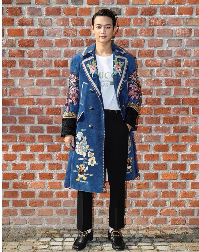 Đơn giản hết mức, nhưng áo phông của Gucci vẫn được các sao Việt và các fashionista thi nhau mặc - Ảnh 15.