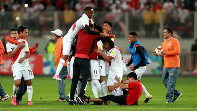 Niềm vui của Peru sau khi giành vé đến Nga mùa Hè năm sau