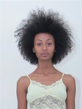 Loạt nhan sắc thảm họa xuất hiện tại Miss Universe 2017 khiến người xem... hết hồn-10