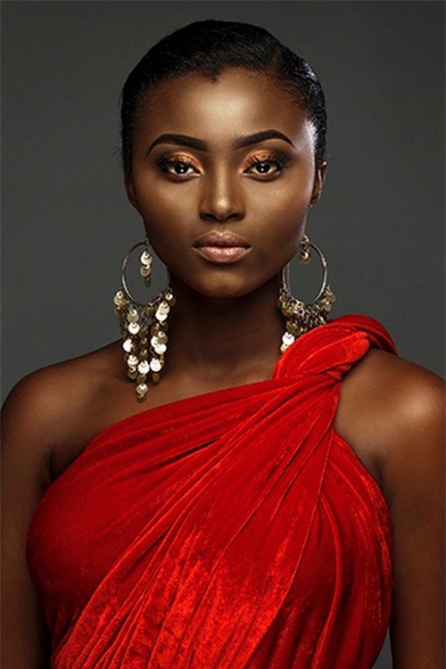 Loạt nhan sắc thảm họa xuất hiện tại Miss Universe 2017 khiến người xem... hết hồn-8