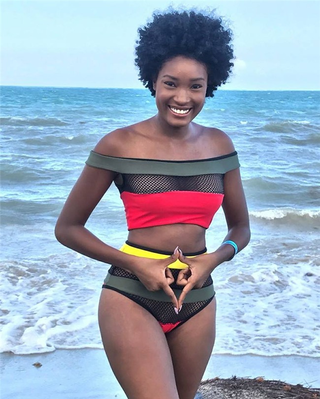 Loạt nhan sắc thảm họa xuất hiện tại Miss Universe 2017 khiến người xem... hết hồn-9