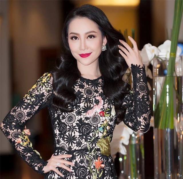 Chim công làng múa Linh Nga: Cuộc sống hào nhoáng, tình duyên lận đận-2